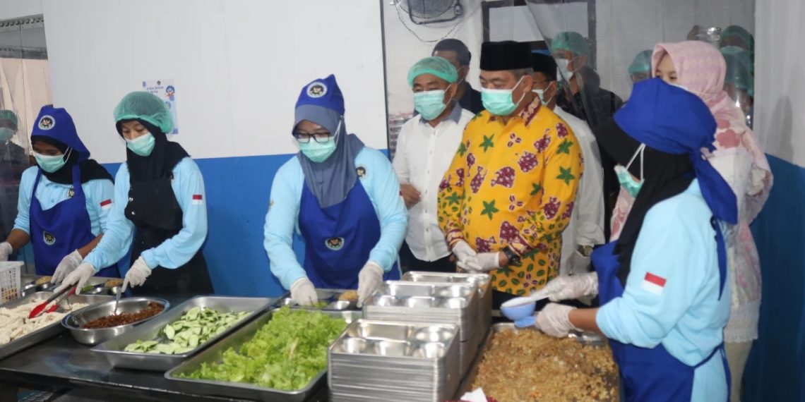 Bupati Lahat Tinjau Dapur Makan Bergizi Gratis