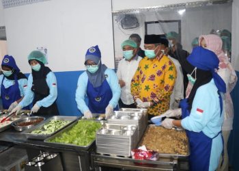 Bupati Lahat Tinjau Dapur Makan Bergizi Gratis