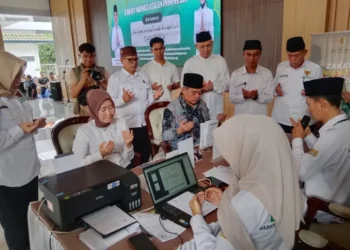 Pemkab Lahat Gelar Berzakat Serentak, Tingkatkan Kepedulian Sosial ASN