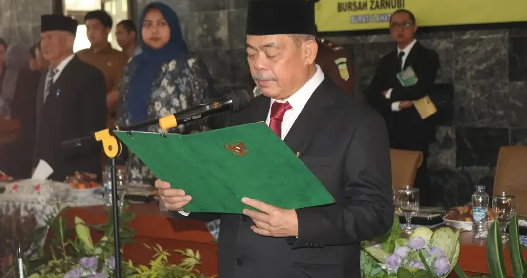Pelantikan Sekda dan Pejabat Struktural, Bupati Lahat Dorong Inovasi dan Kinerja Berprestasi