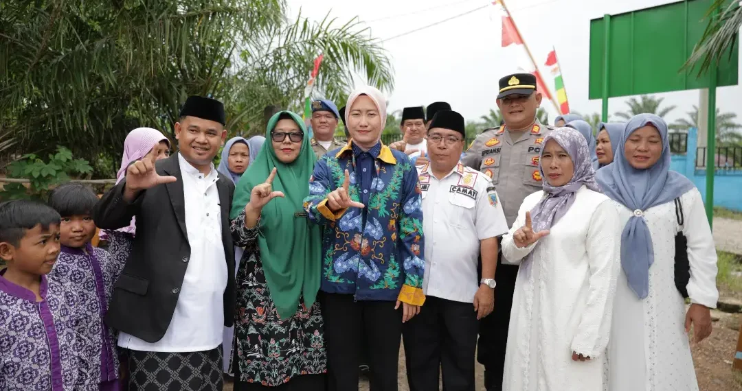 Wabup Lahat Letakkan Batu Pertama Pembangunan Masjid Al-Muhajirin di Kikim Selatan