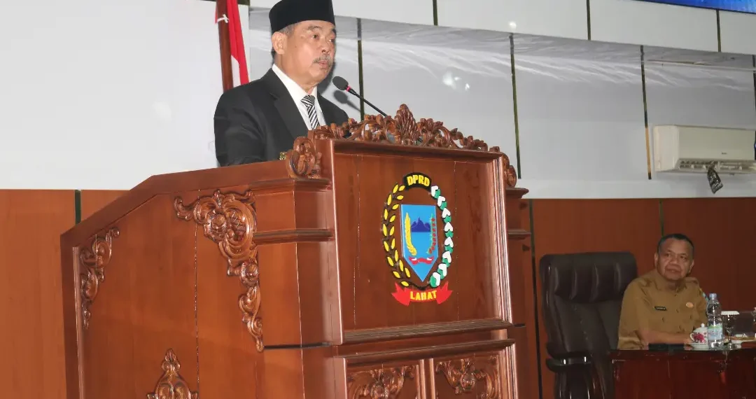 Bupati Lahat Sampaikan Jawaban Pemerintah Daerah atas Pandangan Fraksi DPRD tentang Raperda Ketenagakerjaan