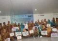 Wakil Bupati Lahat Serahkan Penghargaan Posyandu Berprestasi dan Dorong Penerapan PHBS di Desa