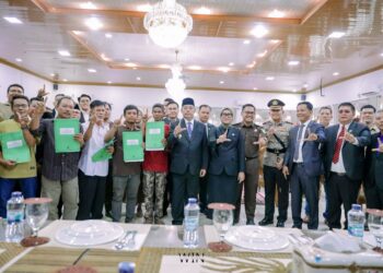 Bupati dan Wakil Bupati Lahat Tuntaskan Konflik Lahan Plasma yang Bertahun-Tahun Dinantikan Masyarakat