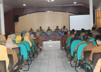 Sekda Lahat Tekankan Disiplin, Integritas, dan Pelayanan Prima kepada ASN dan Kepala Sekolah