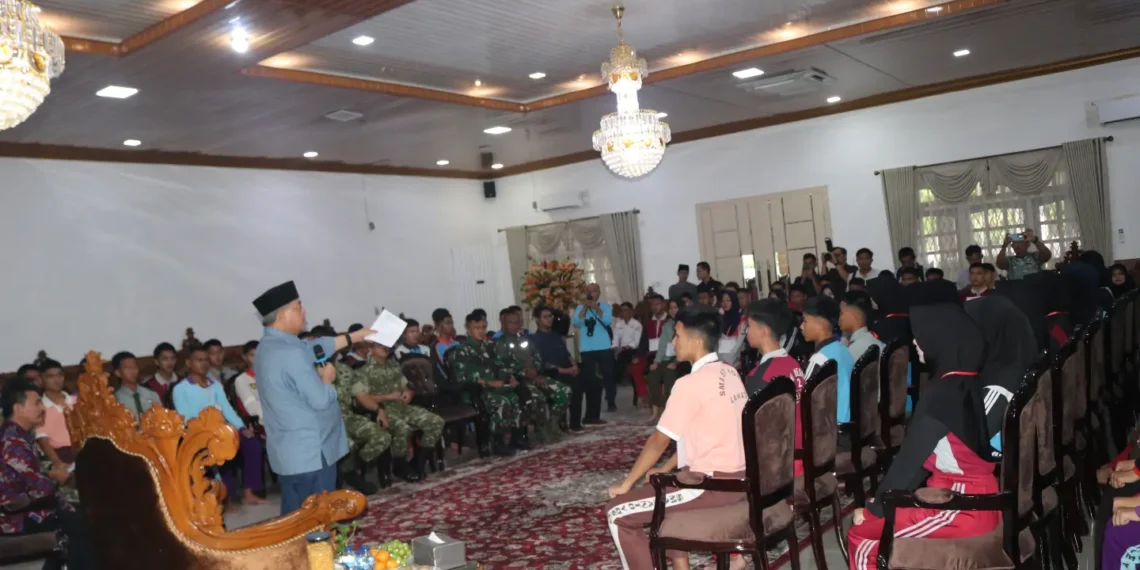 Bupati Lahat Beri Motivasi Calon Anggota Paskibraka 2026, Tekankan Disiplin, Integritas, dan Jiwa Kepemimpinan