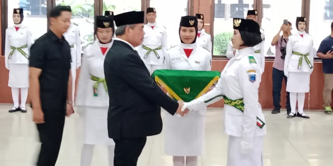 Bupati Lahat Kukuhkan Paskibraka Kabupaten Lahat Tahun 2026, Tekankan Disiplin dan Nilai Pancasila