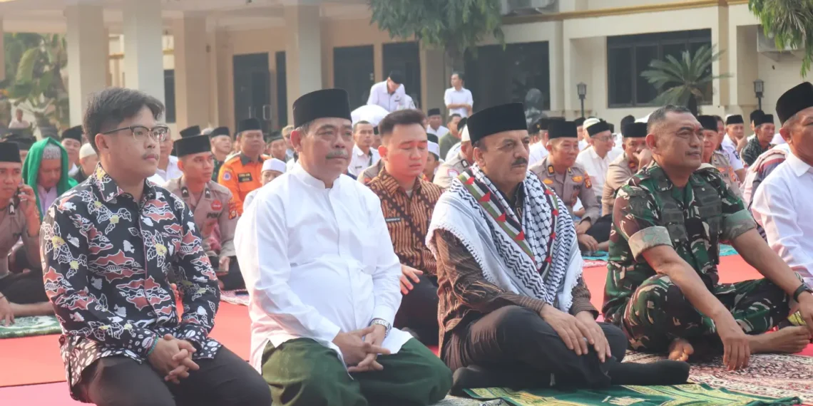 Pemkab Lahat Gelar Sholat Istisqa, Bupati Ajak Masyarakat Memohon Turunnya Hujan